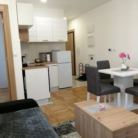 Magic Nest Apartment *