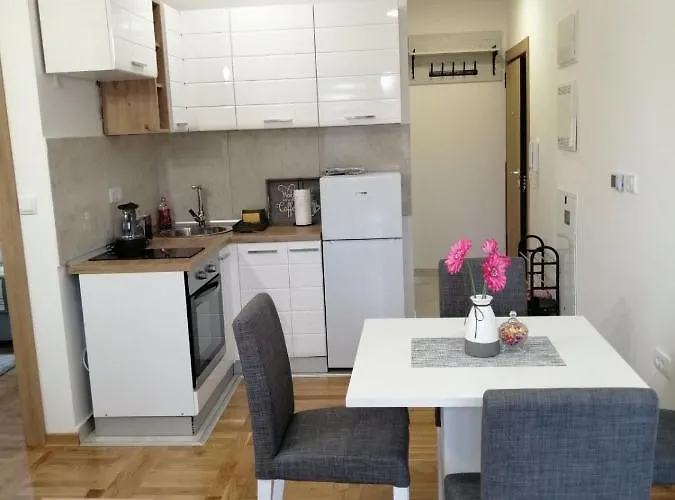 Magic Nest Appartement *